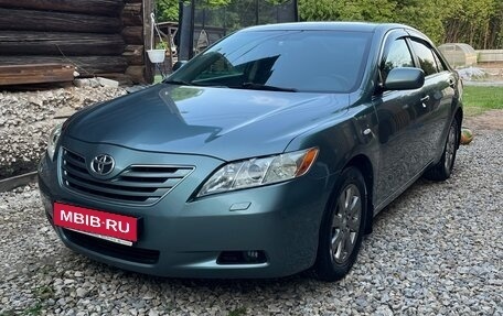 Toyota Camry, 2006 год, 880 000 рублей, 1 фотография
