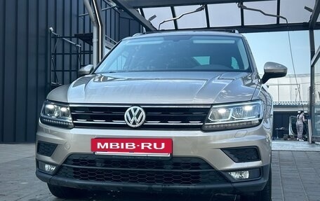 Volkswagen Tiguan II, 2017 год, 2 250 000 рублей, 3 фотография