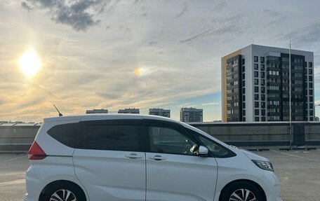 Honda Freed II, 2019 год, 1 300 000 рублей, 6 фотография