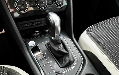Volkswagen Tiguan II, 2019 год, 2 589 000 рублей, 22 фотография