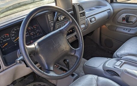 GMC Yukon III, 1996 год, 2 500 000 рублей, 8 фотография