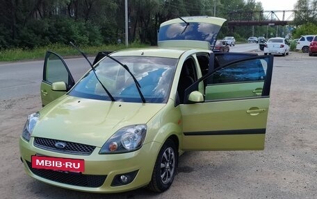 Ford Fiesta, 2007 год, 450 000 рублей, 19 фотография