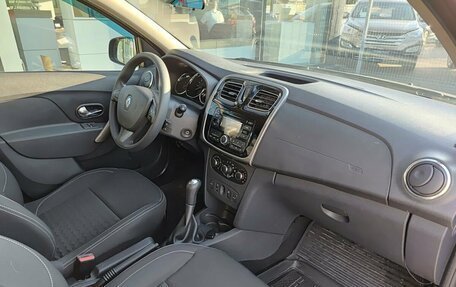 Renault Logan II, 2016 год, 722 000 рублей, 13 фотография