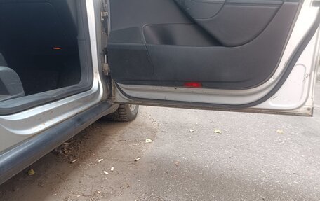 Volkswagen Passat B6, 2005 год, 150 000 рублей, 8 фотография
