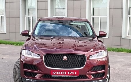 Jaguar F-Pace, 2016 год, 2 195 000 рублей, 2 фотография