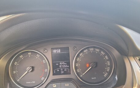 Skoda Rapid I, 2014 год, 1 050 000 рублей, 5 фотография