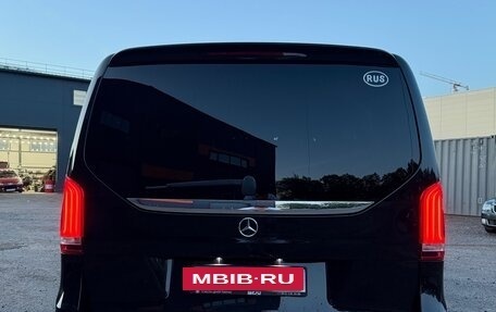 Mercedes-Benz V-Класс, 2018 год, 3 700 000 рублей, 5 фотография