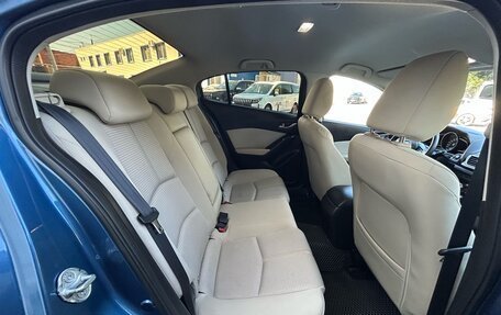 Mazda 3, 2016 год, 1 350 000 рублей, 20 фотография