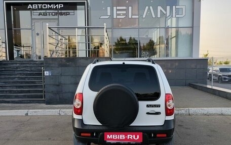 Chevrolet Niva I рестайлинг, 2019 год, 950 000 рублей, 6 фотография