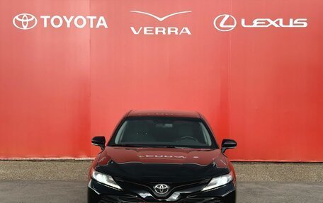 Toyota Camry, 2020 год, 2 390 000 рублей, 5 фотография