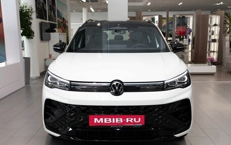 Volkswagen Tiguan II, 2026 год, 6 060 000 рублей, 5 фотография