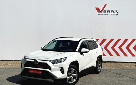 Toyota RAV4, 2020 год, 3 400 000 рублей, 1 фотография