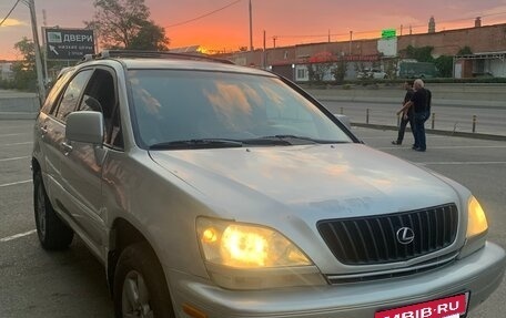 Lexus RX IV рестайлинг, 2000 год, 730 000 рублей, 3 фотография