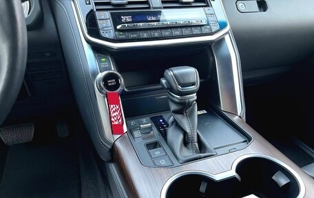 Toyota Land Cruiser, 2022 год, 11 390 000 рублей, 16 фотография