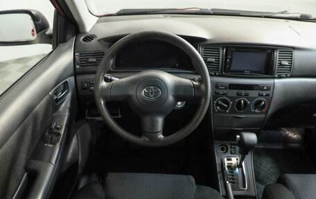Toyota Corolla, 2006 год, 689 000 рублей, 10 фотография