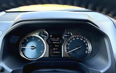Toyota Land Cruiser Prado 150 рестайлинг 2, 2017 год, 4 140 000 рублей, 10 фотография