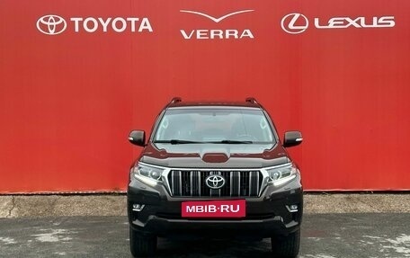 Toyota Land Cruiser Prado 150 рестайлинг 2, 2018 год, 5 210 000 рублей, 4 фотография