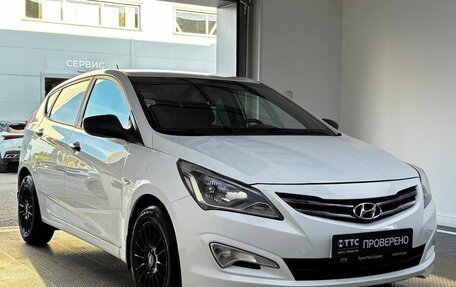Hyundai Solaris II рестайлинг, 2015 год, 799 000 рублей, 3 фотография
