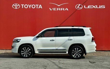 Toyota Land Cruiser 200, 2019 год, 6 950 000 рублей, 2 фотография