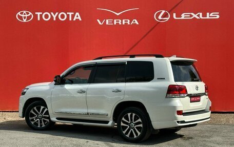 Toyota Land Cruiser 200, 2019 год, 6 950 000 рублей, 3 фотография