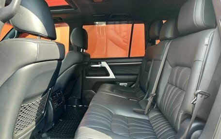 Toyota Land Cruiser 200, 2019 год, 6 950 000 рублей, 15 фотография