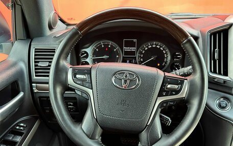 Toyota Land Cruiser 200, 2019 год, 6 950 000 рублей, 11 фотография