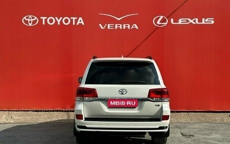 Toyota Land Cruiser 200, 2019 год, 6 950 000 рублей, 5 фотография