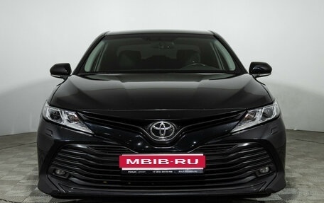 Toyota Camry, 2018 год, 2 275 000 рублей, 3 фотография