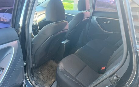 Hyundai i30 II рестайлинг, 2012 год, 850 000 рублей, 10 фотография