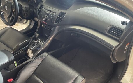 Honda Accord VIII рестайлинг, 2011 год, 1 450 000 рублей, 15 фотография