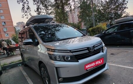 Toyota Voxy III, 2016 год, 1 650 000 рублей, 9 фотография