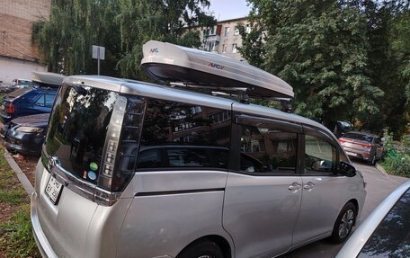 Toyota Voxy III, 2016 год, 1 650 000 рублей, 12 фотография
