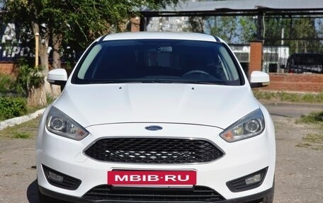Ford Focus III, 2016 год, 925 000 рублей, 2 фотография