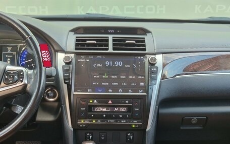 Toyota Camry, 2017 год, 2 279 000 рублей, 8 фотография