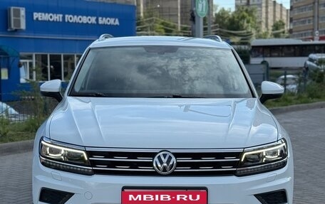 Volkswagen Tiguan II, 2017 год, 2 200 000 рублей, 1 фотография