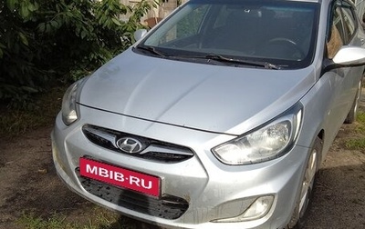 Hyundai Solaris II рестайлинг, 2012 год, 480 000 рублей, 1 фотография