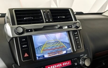 Toyota Land Cruiser Prado 150 рестайлинг 2, 2017 год, 4 550 000 рублей, 19 фотография