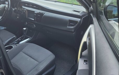 Toyota Corolla, 2014 год, 1 250 000 рублей, 4 фотография