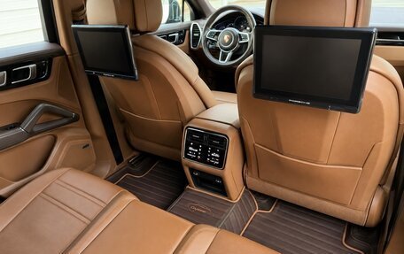 Porsche Cayenne III, 2019 год, 7 300 000 рублей, 28 фотография