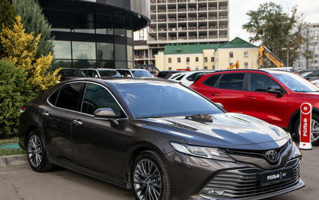 Toyota Camry, 2019 год, 2 498 000 рублей, 3 фотография