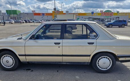 BMW 5 серия, 1985 год, 490 000 рублей, 2 фотография