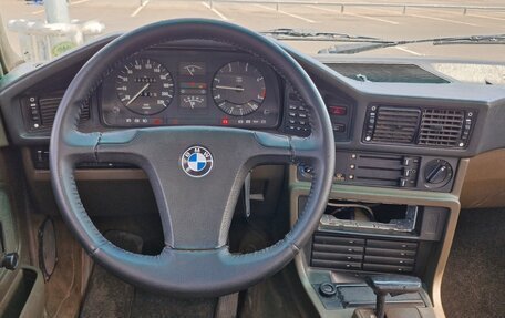 BMW 5 серия, 1985 год, 490 000 рублей, 6 фотография