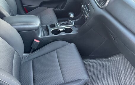KIA Sportage IV рестайлинг, 2019 год, 2 100 000 рублей, 6 фотография