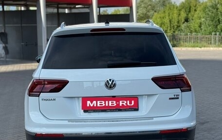Volkswagen Tiguan II, 2017 год, 2 200 000 рублей, 4 фотография