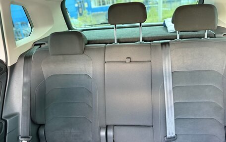 Volkswagen Tiguan II, 2017 год, 2 200 000 рублей, 12 фотография