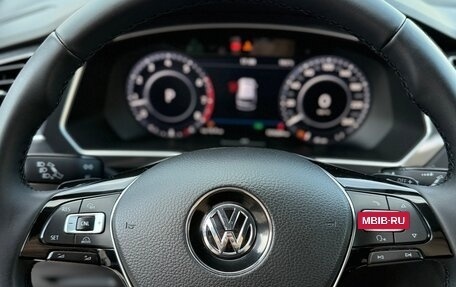 Volkswagen Tiguan II, 2017 год, 2 200 000 рублей, 13 фотография