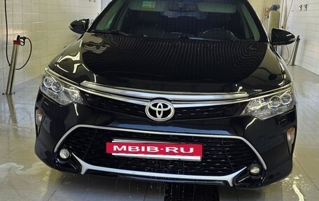Toyota Camry, 2017 год, 2 200 000 рублей, 17 фотография
