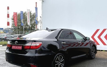 Toyota Camry, 2017 год, 2 290 000 рублей, 6 фотография