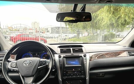 Toyota Camry, 2017 год, 2 290 000 рублей, 12 фотография