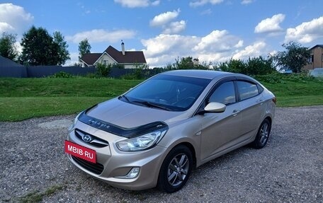 Hyundai Solaris II рестайлинг, 2011 год, 735 000 рублей, 4 фотография